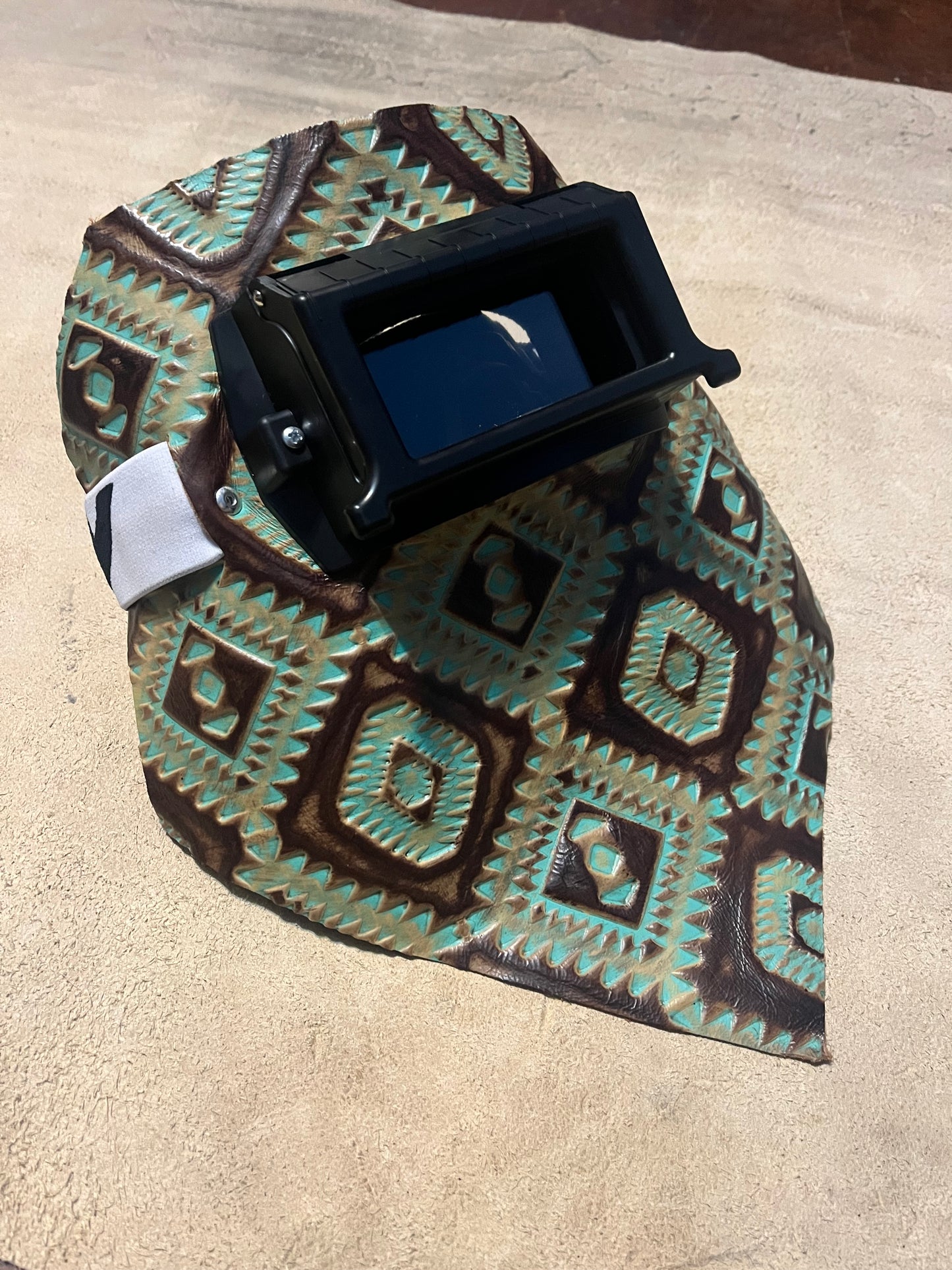 Turquoise Box Hood (3-4oz)